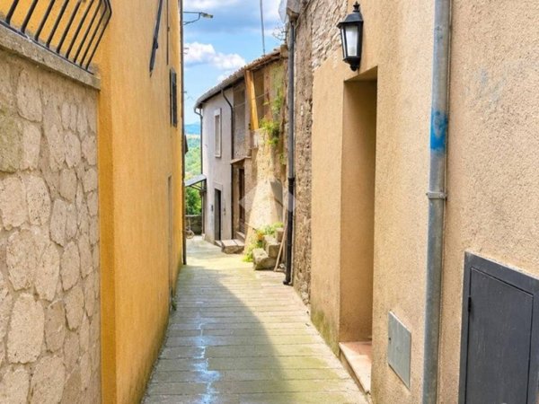 appartamento in vendita ad Orte