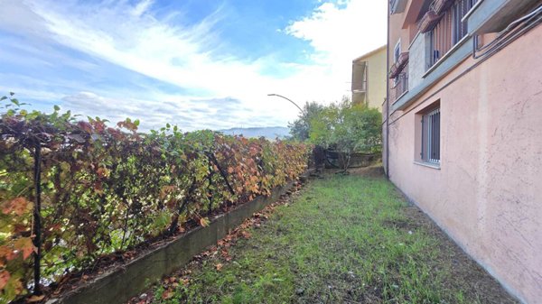 appartamento in vendita ad Orte in zona Orte Scalo
