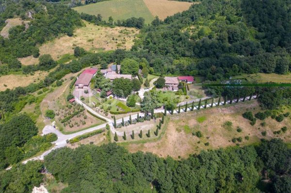 villa in vendita ad Orte