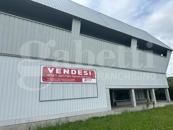 capannone in vendita ad Orte