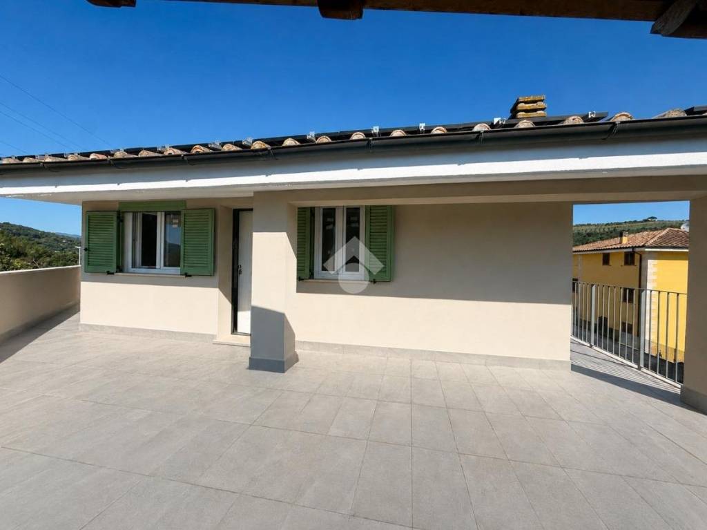appartamento in vendita ad Orte in zona Orte Scalo