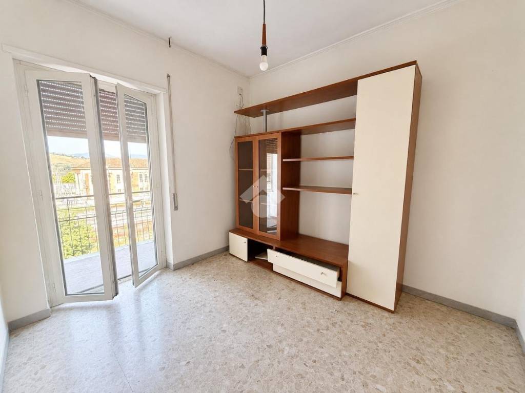 appartamento in vendita ad Orte in zona Orte Scalo