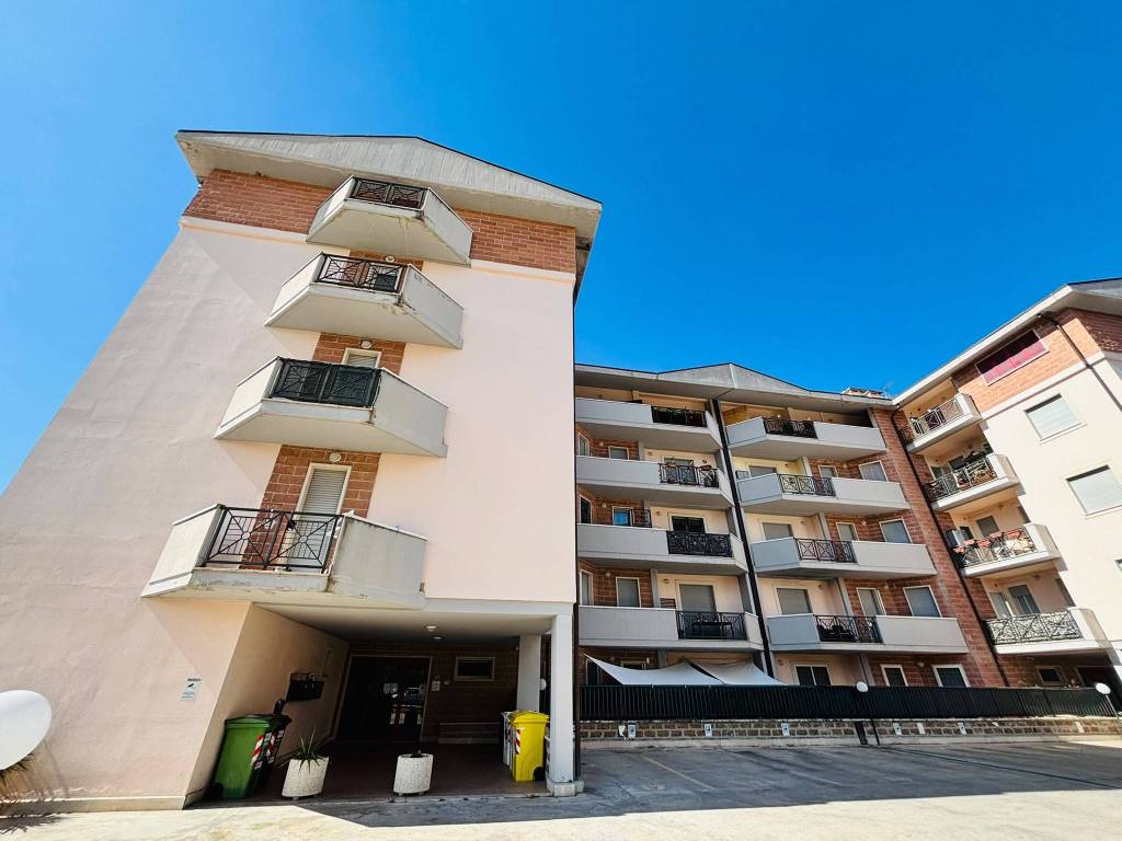 appartamento in vendita ad Orte in zona Orte Scalo