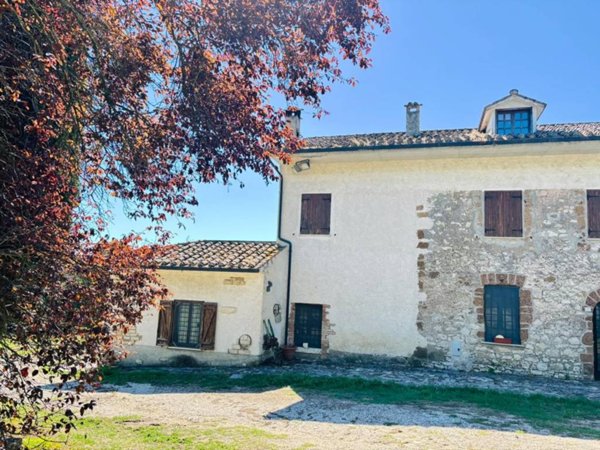 casa indipendente in vendita ad Orte