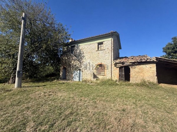 casa indipendente in vendita ad Orte