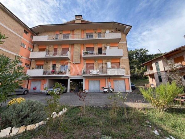 appartamento in vendita ad Orte in zona Orte Scalo