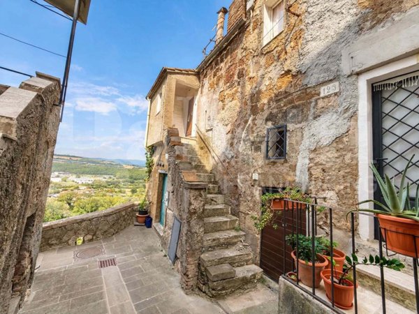 appartamento in vendita ad Orte
