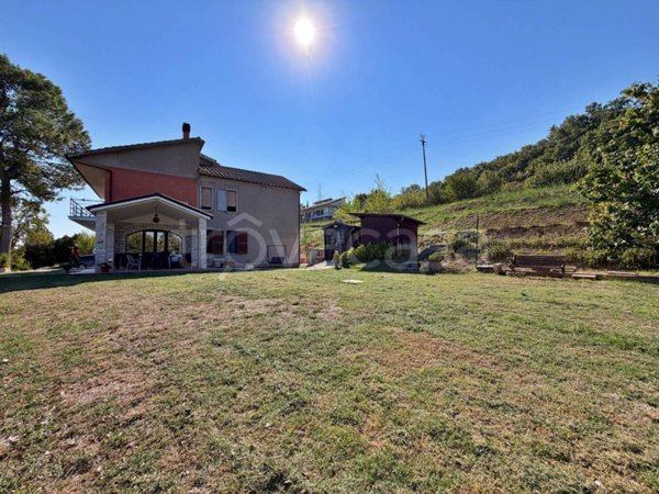 casa indipendente in vendita ad Orte in zona Orte Scalo