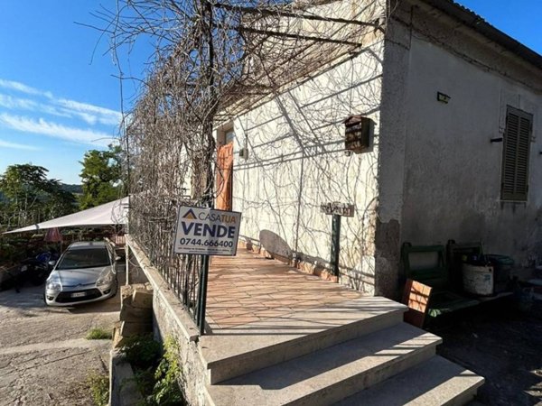 appartamento in vendita ad Orte in zona Orte Scalo