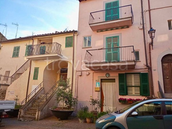 appartamento in vendita a Piansano