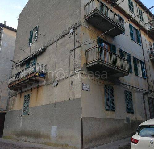 appartamento in vendita a Piansano