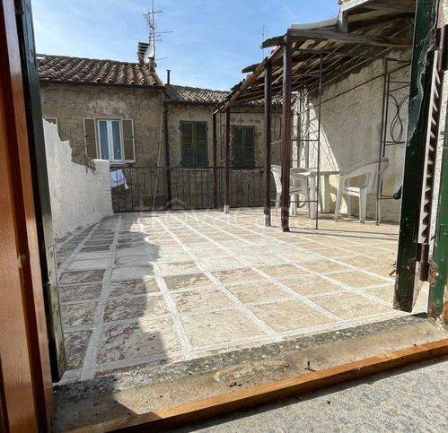 appartamento in vendita a Piansano