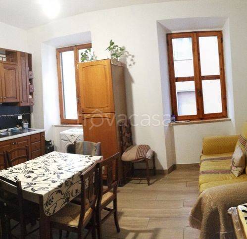 appartamento in vendita a Piansano