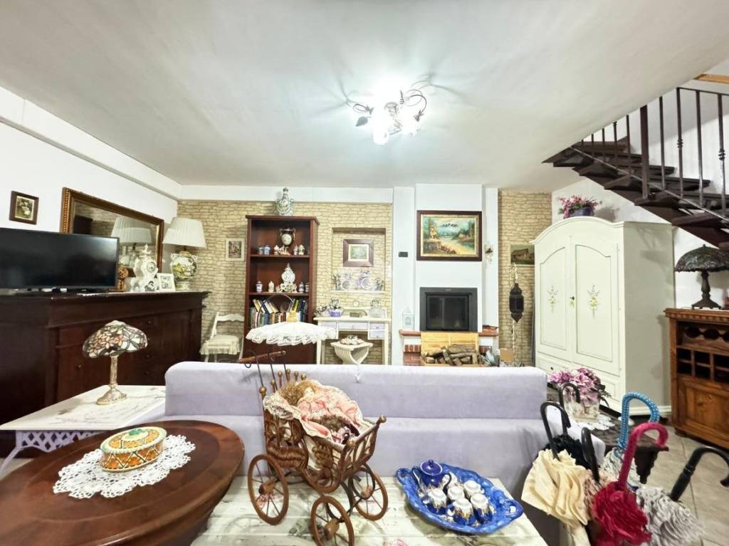 appartamento in vendita a Piansano