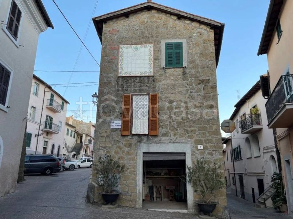 appartamento in vendita a Piansano