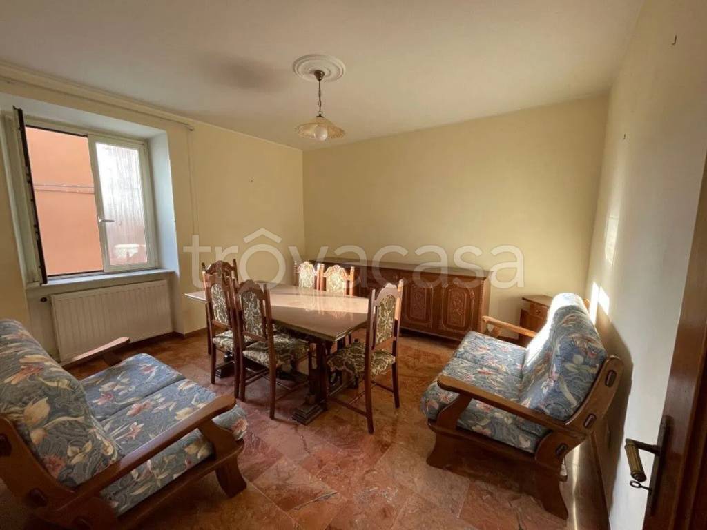 appartamento in vendita a Piansano