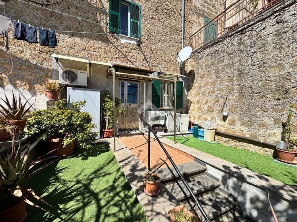 appartamento in vendita a Piansano