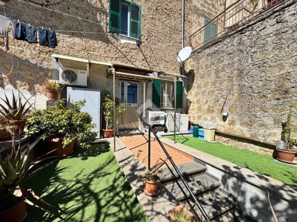 appartamento in vendita a Piansano