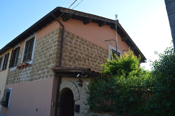 casa indipendente in vendita a Piansano