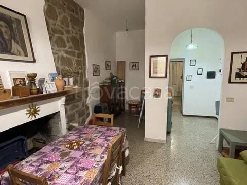 appartamento in vendita a Piansano