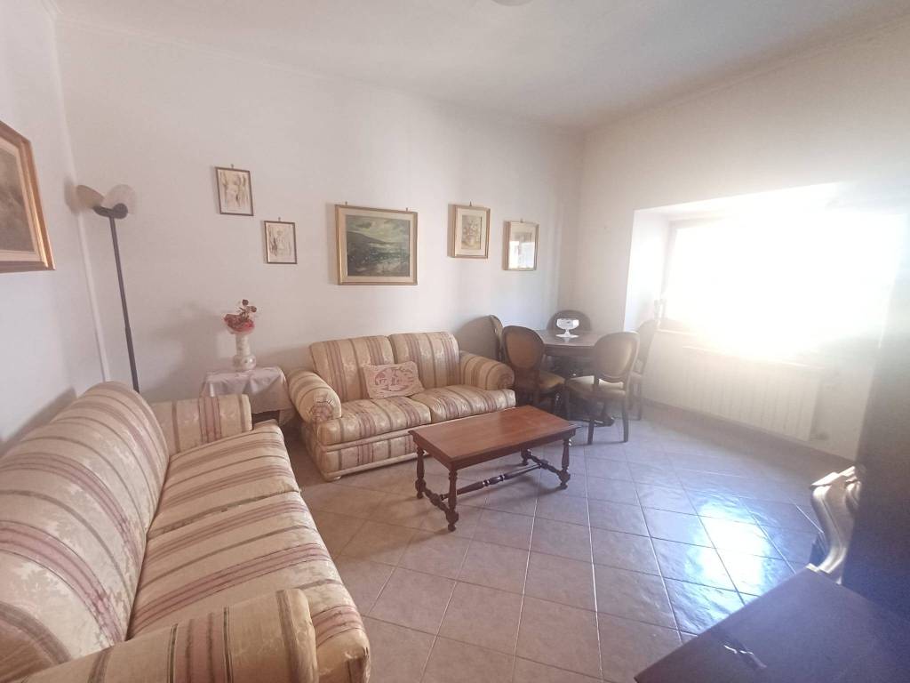 appartamento in vendita a Piansano