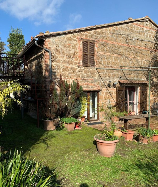casa indipendente in vendita a Proceno