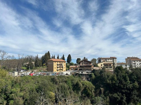appartamento in vendita a Ronciglione