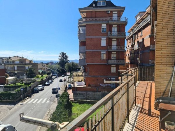 appartamento in vendita a Ronciglione