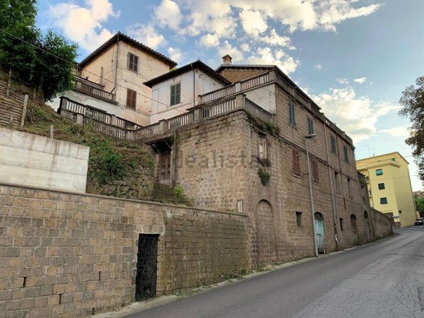 appartamento in vendita a Ronciglione