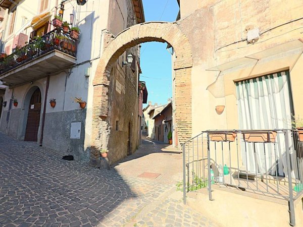 appartamento in vendita a Ronciglione