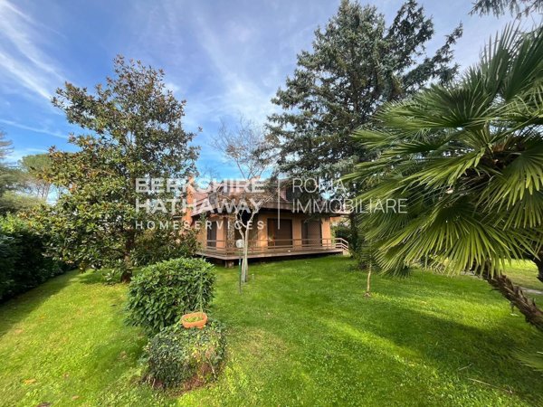 casa indipendente in vendita a Ronciglione