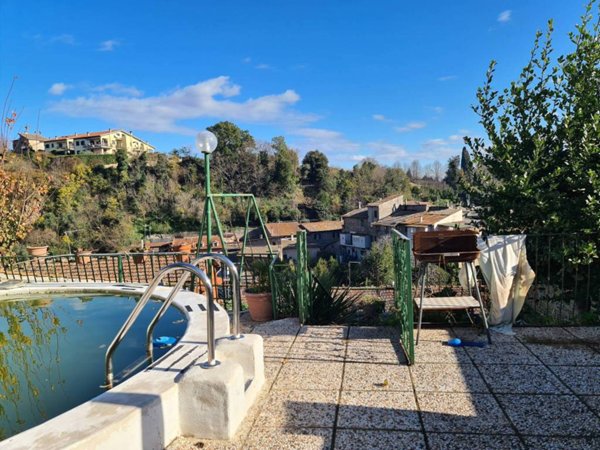 appartamento in vendita a Ronciglione