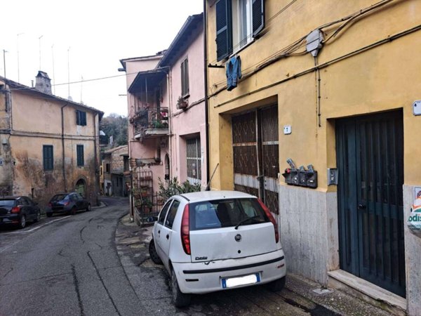 appartamento in vendita a Ronciglione