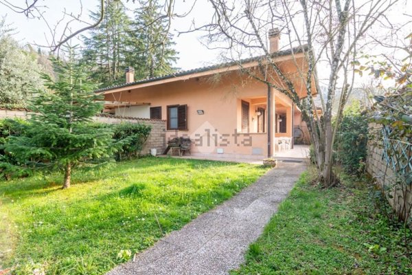 appartamento in vendita a Ronciglione