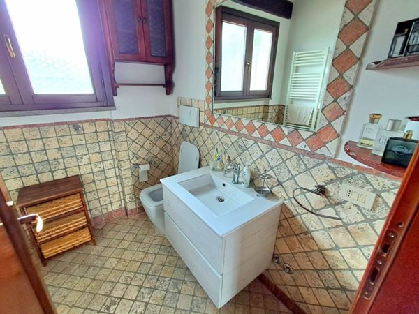 casa indipendente in vendita a Ronciglione