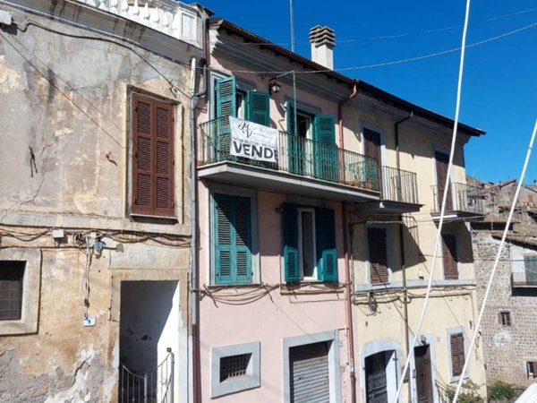appartamento in vendita a Ronciglione