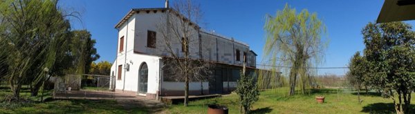 casa indipendente in vendita a Ronciglione