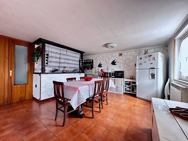 casa indipendente in vendita a Ronciglione
