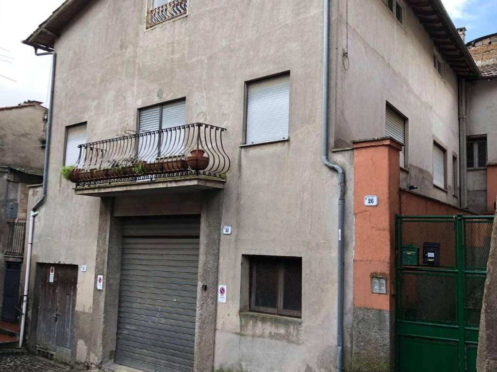 appartamento in vendita a Ronciglione