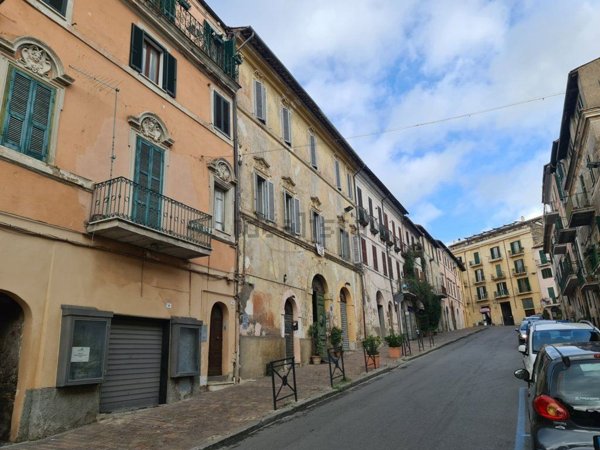 appartamento in vendita a Ronciglione