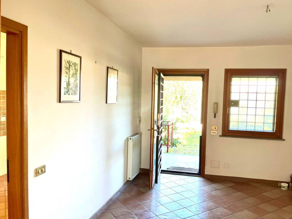 casa indipendente in vendita a Ronciglione