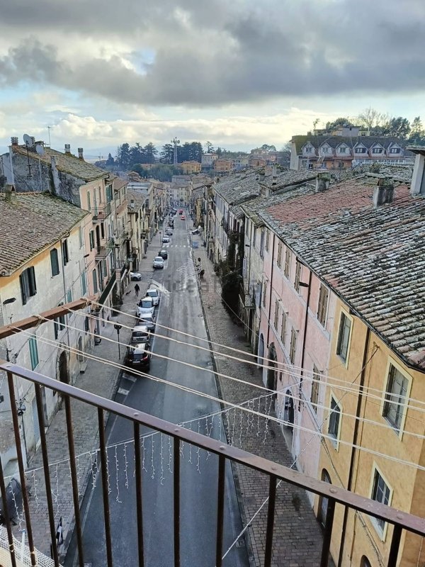 appartamento in vendita a Ronciglione