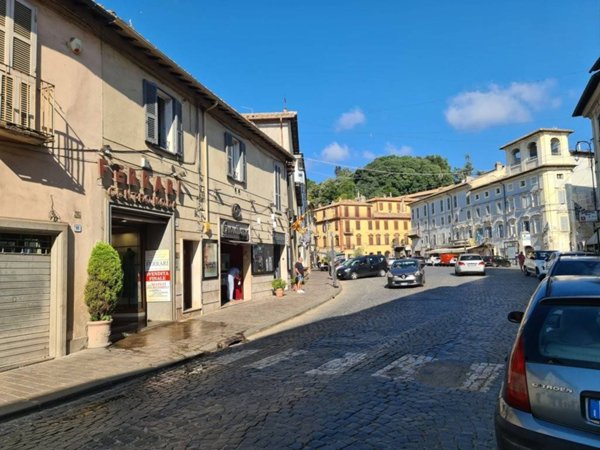 appartamento in vendita a Ronciglione