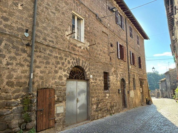 appartamento in vendita a Ronciglione