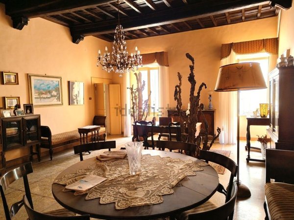casa indipendente in vendita a Ronciglione