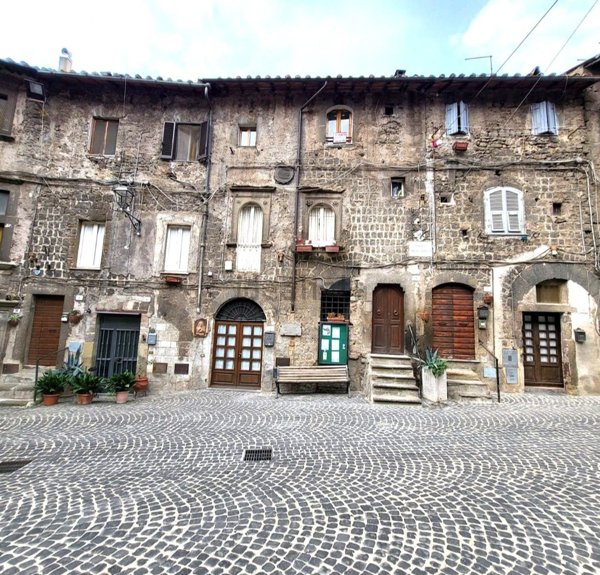 appartamento in vendita a Ronciglione