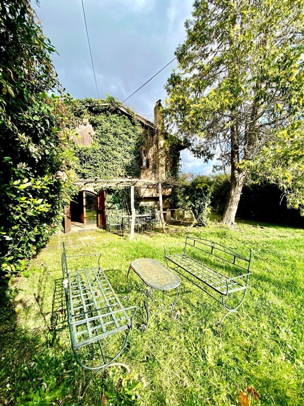 casa indipendente in vendita a Ronciglione