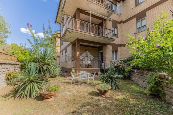 appartamento in vendita a Ronciglione