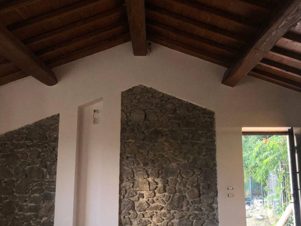 casa indipendente in vendita a Ronciglione