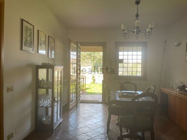 casa indipendente in vendita a Ronciglione